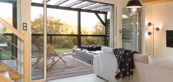 Cabane avec jacuzzi privatif au coeur de la nature, proche Brive