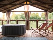Cabane avec spa privatif au bord du lac, Gers - 19