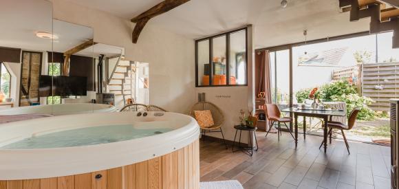 LOFT LOVE SPA privé , mur végétal, vélos, BAIE DE SOMME