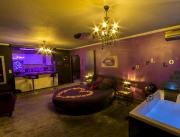 Grand appartement type suite avec jacuzzi, sauna, cheminée, Champagne à Perpignan - 8