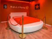 Loft ambiance Hollywood avec jacuzzi et sauna privatif, proche Montbéliard - 1