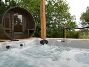 Cabane avec spa & piscine privés en Dordogne - 8