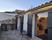 Suite romantique 80m² avec jacuzzi sauna et rooftop, Hyères - 5