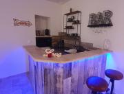 Suite romantique 80m² avec jacuzzi sauna et rooftop, Hyères - 13
