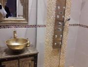 Suite luxueux et romantique, jacuzzi et sauna privatif, Lyon - 5