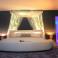 Love Room haut de gamme avec Spa-jacuzzi privatif,  pour amoureux en Bretagne 