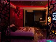 Chambre pour amoureux avec jacuzzi privatif dans le Var - 7