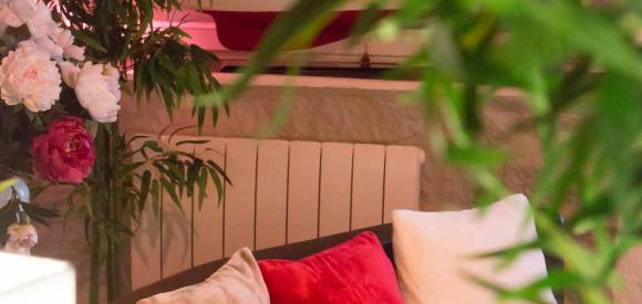 Gîte pour amoureux, balnéo, sauna et lit rond, Ger, Manche