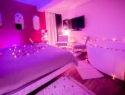 Suite Le Secret - Loveroom avec spa privatif - 3