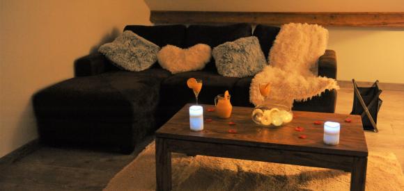 Love room avec jacuzzi, proche Sarlat