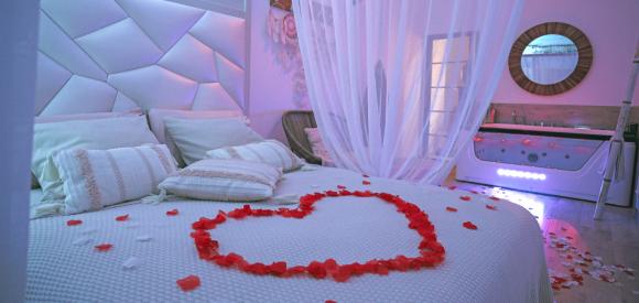 Love room, suite cocooning avec jacuzzi privatif entre Marseille et Toulon