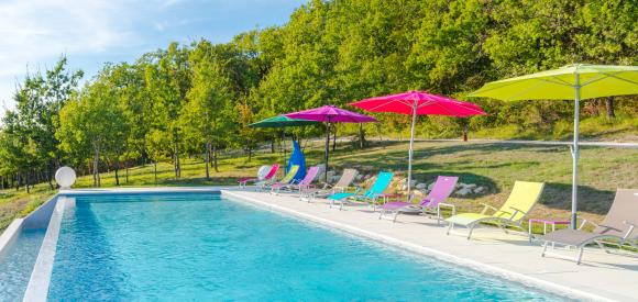 Cabane nature pour deux avec jacuzzi et parking, Clairac