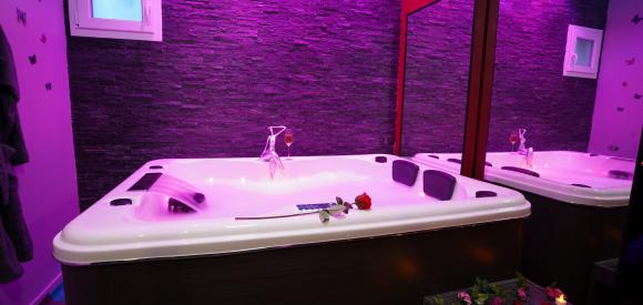 Jacuzzi privé intérieur à 8 km de Toulouse