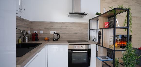 Jacuzzi privé intérieur à 8 km de Toulouse