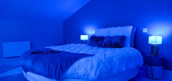 Magnifique loft sensuel avec spa et lit rond, Noirmoutier