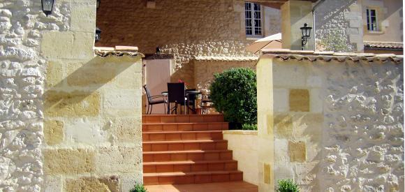 Gîte de charme avc jacuzzi privé, proche de St Emilion