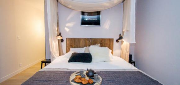 Loft romantique pour deux avec jacuzzi et lit King Size, Bordeaux