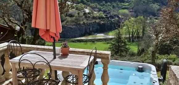 Petite maison cosy avec spa privatif près Rocamadour