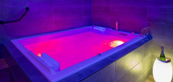 Loveroom avec espace bien être privatif, Dinard, Bretagne