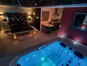 Suite romantique avec spa privatif, 20 minutes de Tours - 2