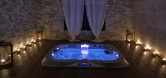 Loft avec Jacuzzi et Sauna privatifs, Arena Futuroscope