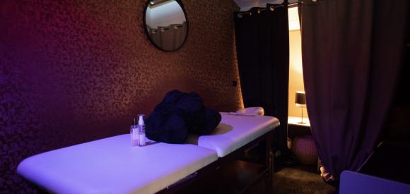 Loft Suite & Spa  avec Balnéo Jacuzzi privatif + Salle de massage, proche Royan
