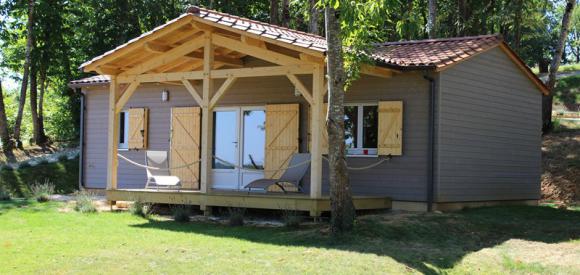 Chalet avec jacuzzi intérieur privatif, proche Sarlat