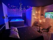 Suite romantique avec jacuzzi privatif, 20 min de Tours - 1