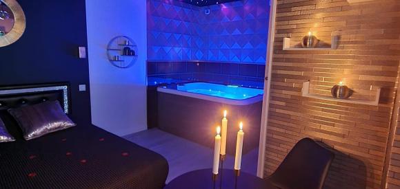 Suite romantique avec jacuzzi privatif, 20 min de Tours