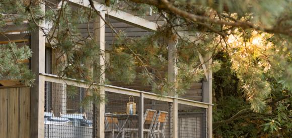 Cabane avec jacuzzi privatif au coeur de la nature, proche Brive