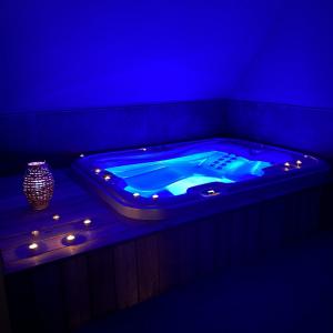 Suite privative de 60m2  avec jacuzzi et Hammam, proche Touquet