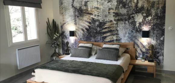 Loveroom de charme bien-être avec jacuzzi privé, Haut Var