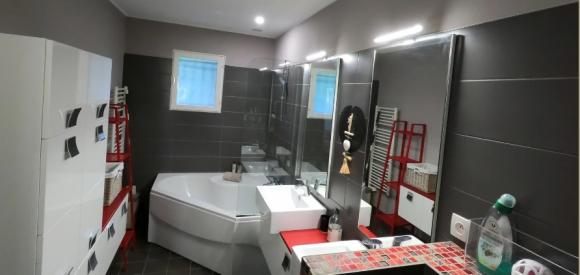 Suite de charme bien-être avec jacuzzi privé, Haut Var