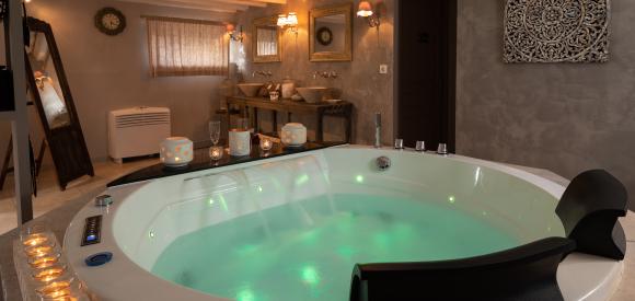 Gite romantique avec jacuzzi privé, proche de Paris