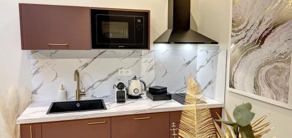 Suite Cocon Blanc avec Spa/Jacuzzi privatif à 45min de Lyon