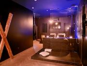 Suite sensuelle et romantique, Sauna et jacuzzi privatif, Aix les Bains - 36