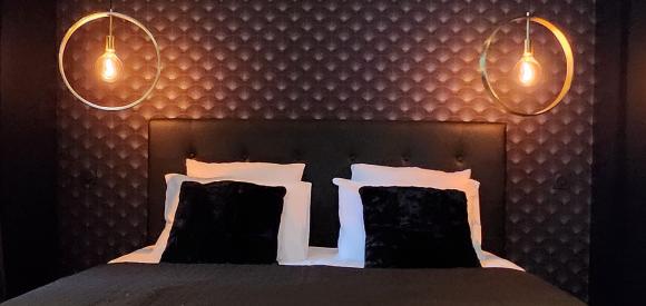 Suite sensuelle et romantique, Sauna et jacuzzi privatif, Aix les Bains