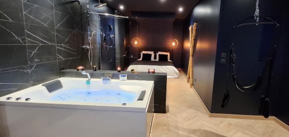 Suite sensuelle et romantique, Sauna et jacuzzi privatif, Aix les Bains