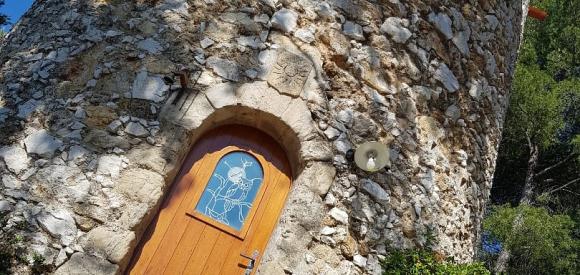 Love room dans un moulin provencal avec jacuzzi privé extérieur, Bouches du Rhône