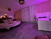 Loft avec lit Rond et jacuzzi 2 places, proche Bordeaux - 1