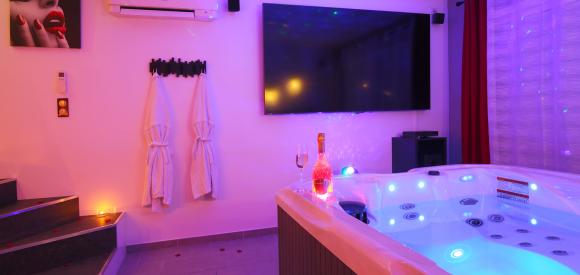 Villa sensuelle avec Spa privatif et sa pièce secrète "50 nuances de Grey" en option, proche de Toulouse