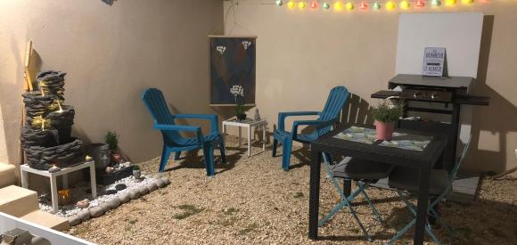 Studio pour deux avec spa privatif, au pied du Luberon