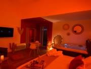Gîte romantique avec jacuzzi et sauna privatif, 20 min de Nantes - 2