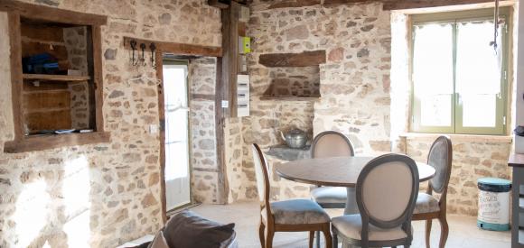 Maison avec spa privé de nage, sauna et lit hydro massant, Haute Vienne