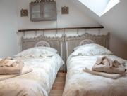 Maison avec spa privé de nage, sauna et lit hydro massant, Haute Vienne - 27