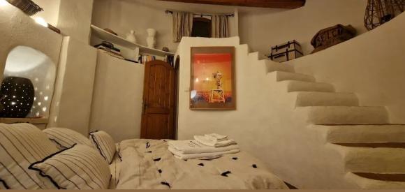 Love room dans un moulin provencal avec jacuzzi privé extérieur, Bouches du Rhône