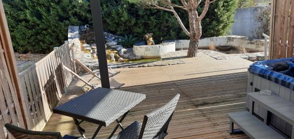 Chambre de charme avec Jacuzzi privatif, proche Carcassonne
