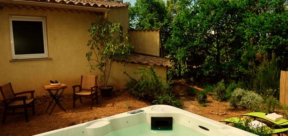 Suite avec jacuzzi et solarium privé, Mont Ventoux