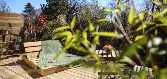 Chalet avec jacuzzi privatif et poêle à bois, proche Caen