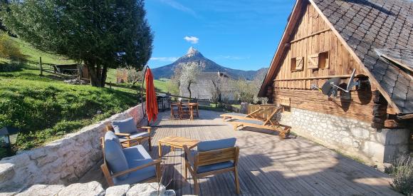 Manifique maison  avec JACUZZI, Isère